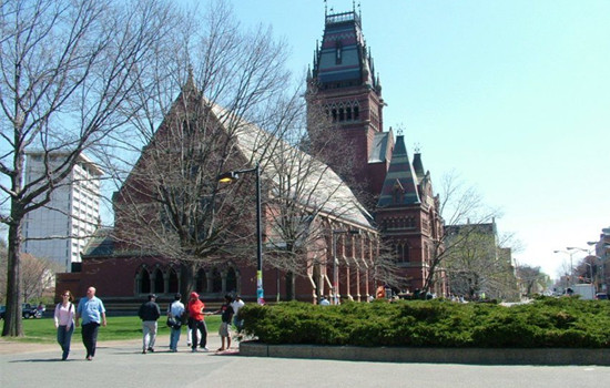 1440145841725099.jpg 哈佛大学.jpg